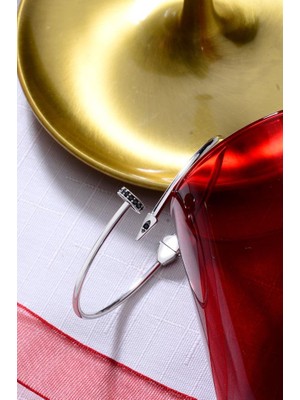 Innuendo 925 Ayar Gümüş Çivi Gri Bileklik