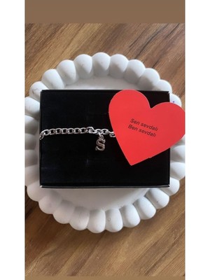 Sakura Accessories Kararmaz Çelikli Harfli Bileklik Sevgili , Çift , Arkadaş , Bilekliği