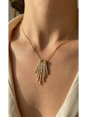 Milena Blake Gold Güneş Işıkları Taşlı Çelik Kolye