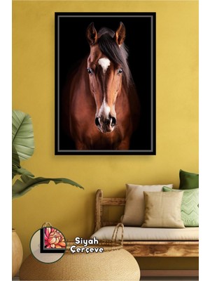 KOSS Dijital Siyah Fon Üzerinde Kahverengi At Yüzü Detaylı Hayvan Portresi Duvar Dekoru Çerçeveli Kanvas Tablo