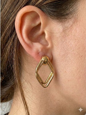 Milena Blake Altın Detaylı Üçgen Çelik Küpe