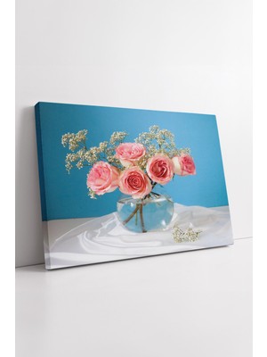 KOSS Dijital Pembe Güller Cam Vazo Çiçek Düzeni Kanvas Tablo Mavi Arka Plan Ferah Estetik Natürmort Sanat Görseli