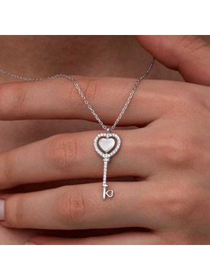 Katre46 Gümüş Kalpli Anahtar Kadın Kolye