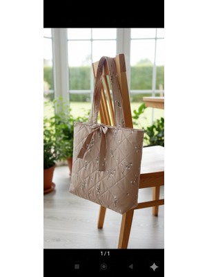 Kapitone Kumaş , Tarçın Rengi, Çiçek Desenli Günlük El Çantası