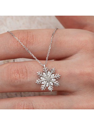 Katre46 Gümüş Kar Tanesi Kadın Kolye