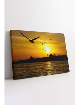 KOSS Dijital Istanbul Silüeti Kanvas Tablo, Ayasofya Tablo, Sultan Ahmet Kanvas, Haliç ve Martılar Tablo