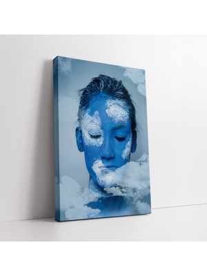 KOSS Dijital Bulutlar Arasında Mavi Kadın Yüzü Kanvas Tablo