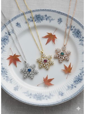 Papatya Silver 925 Ayar Doğum Taşlı Baget Kar Tanesi Kolye.rose.gold.rodaj