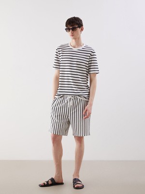 Lc Waikiki Yeni Sezon Beli Bağlamalı Çizgili Erkek Örme Şort