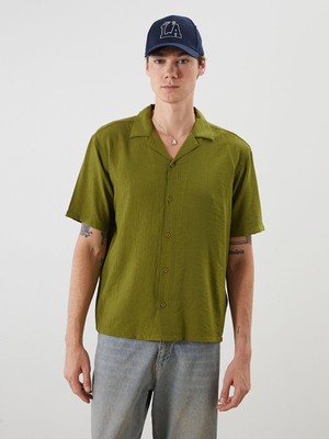 Lc Waikiki Yeni Sezon Regular Fit Resort Yaka Kısa Kollu Erkek Gömlek