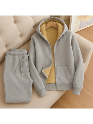 Eşofman Takımı - 2lü - Alt-Üst - Nakiş - Kapüşonlu - 3 Iplık Şardonlu -Üst Iç Welsoft Kollar Hariç