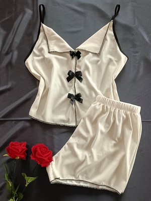 Nightlight Minik Fiyonklu Kaşkorse Yaka Detaylı Ip Askılı Şortlu Kadın Pijama Takım