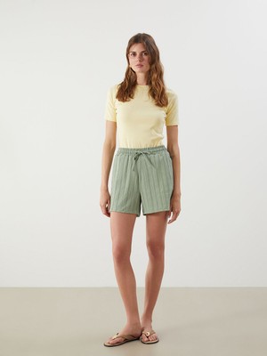 Lc Waikiki Yeni Sezon Beli Lastikli Dokulu Kadın Şort