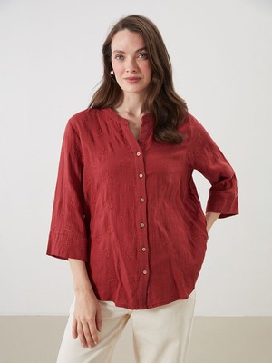 Lc Waikiki Yeni Sezon Kaçık Yaka Ajurlu Brode Kadın Gömlek