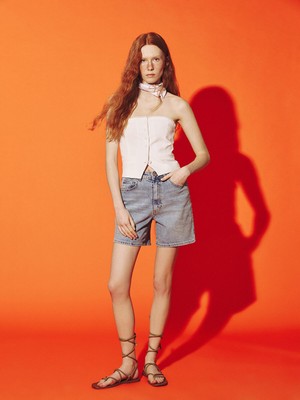 Lc Waikiki Yeni Sezon Yüksek Bel Mom Fit Kadın Jean Şort