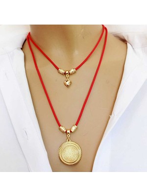 Sinem Şanlı Kalp ve Madalyon Dokunuşlu Şans Ikili Kolye Kırmızı ve Altın