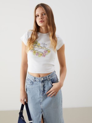 Lc Waikiki Yeni Sezon Bisiklet Yaka Malibu Bakılı Kadın Tişört