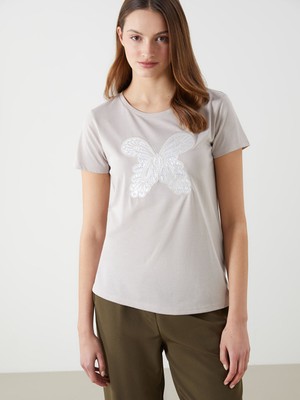 Lc Waikiki Yeni Sezon Bisiklet Yaka Nakışlı Kadın Tişört