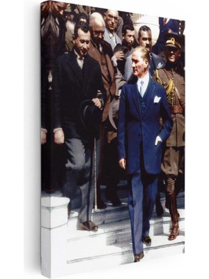 Meclis Çıkışı Atatürk - Mavi Takım Elbiseli Kanvas Tablo