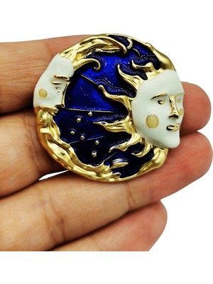 BB Bi Butik Shop Çift Yüzlü Ay Figürlü Mavi Broş – Sanatsal ve Şık Tasarım