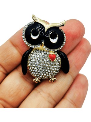 BB Bi Butik Shop Taşlı Kalp Detaylı Baykuş Broş – Şık, Sevimli ve Anlamlı Tasarım Yaka Iğnesi