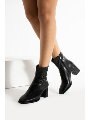 Golden Heel 7,5 cm Siyah Cilt Streç Kare Burun Kadın Topuklu Bot