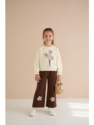 Cansın Mini Krem Çiçek Nakış Detaylı Badili Jean Pantolonlu Kız Çocuk 2li Takım 23511