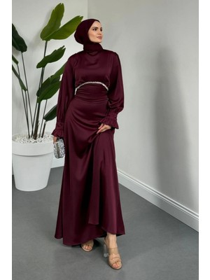 Tesettür Diyarı Ahur Taşlı Kolları Fırfırlı Saten Tesettür Abiye- Bordo