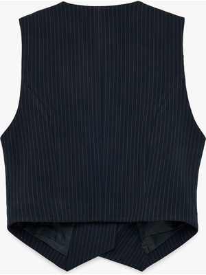 Koton Metal Aksesuarlı Düğmeli Kolsuz Asimetrik Kruvaze Yaka Yelek