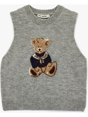 Koton Bisiklet Yaka Ayıcık Desenli Kolsuz Süveter