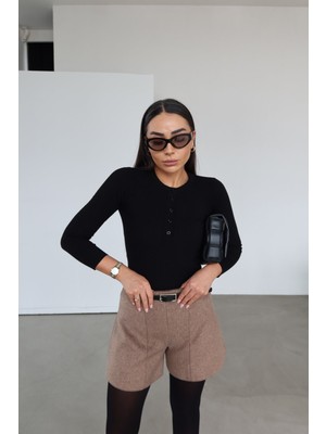 Özge Özgenç Fitilli Önü Düğmeli Triko Bluz