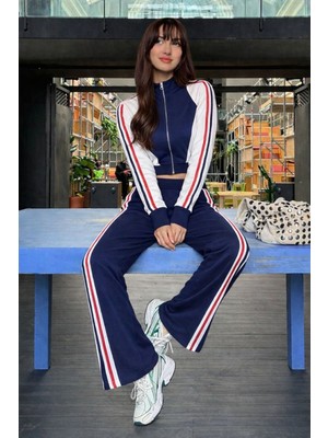 Şerit Detaylı Fermuarlı Eşofman Takım