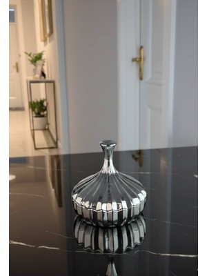 Rova Tr Lüks Dekoratif Kapaklı Cam Şekerlik – Çok Amaçlı Ev Aksesuarı