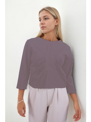 Vitrin Önü Büzgü Detaylı Kısa Kol Modal Bluz