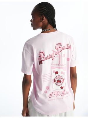 Lc Waikiki Yeni Sezon Bisiklet Yaka Smiley World Baskılı Kadın Tişört