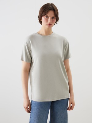 Lc Waikiki Yeni Sezon Bisiklet Yaka Kadın Tişört