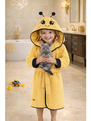 Kapüşonlu Çocuk Bornoz Pamuklu Kız Bornozu Hayvan Arı-Sarı Siyah