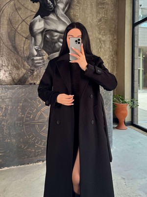 Brendes Kolları Apoletli Kuşaklı Uzun Boy Önü Düğmeli Arkası Yırtmaçlı Yün Karışımlı Rahat Kalıp Kaban Siyah