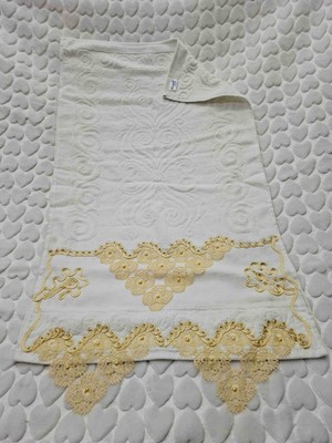 Berkaysun Tekstilden Pamuklu Kadife Iğne Oyalı El Yüz Havlusu