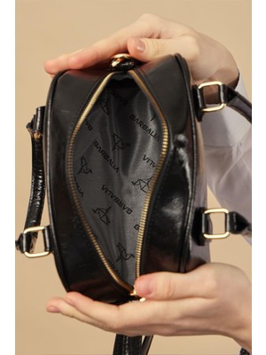 Garbalia Lille Ayarlanabilir Askılı Fermuar Kilitli Kadın Omuz Çantası