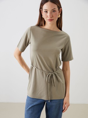 Lc Waikiki Yeni Sezon Kayık Yaka Modal Karışımlı Kadın Tişört