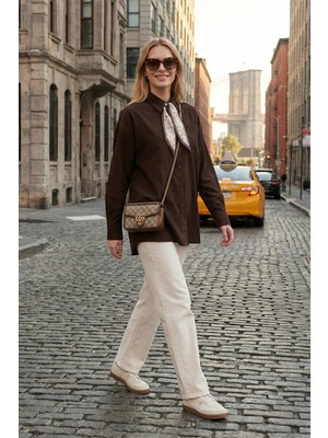 Lela Relaxed Fit Fular Detaylı Klasik Yaka Göğüs Cepli Gömlek Bayan Gömlek 6925427