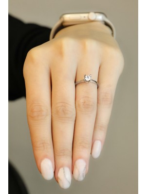 Fay Yamaner Altın Tektaş Yüzük