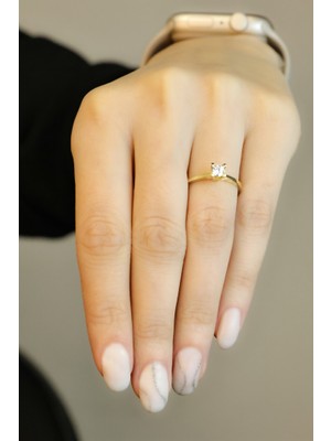 Fay Yamaner Altın Tektaş Yüzük