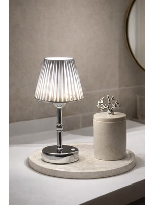 Maison Avf Gümüş Deri Kablosuz Şarjlı Masa Lambası - Alt Uzun Gümüş
