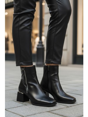 Pierre Cardin PC-54000 Içi Kürklü Siyah Parlak Kadın Topuklu Bot