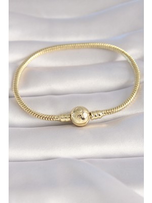 Twin Store Pirinç Gold Renk Işleme Detay Charm Model Kadın Bileklik