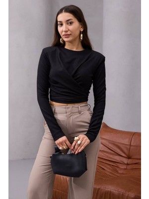 AURA 7 Collection Kadın Omuz Vatkalı Bisiklet Yaka Arkadan Bağlamalı Crop Bluz