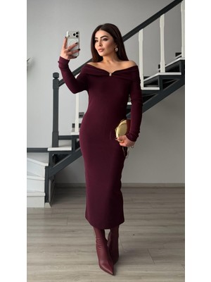 Oslove Bordo Omzu Açık Aksesuar Detaylı Triko Elbise