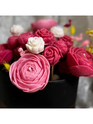 Kişiselleştirilmiş Gül Demeti Mum Buketi